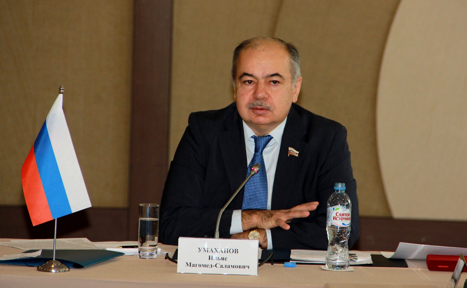 И. Умаханов