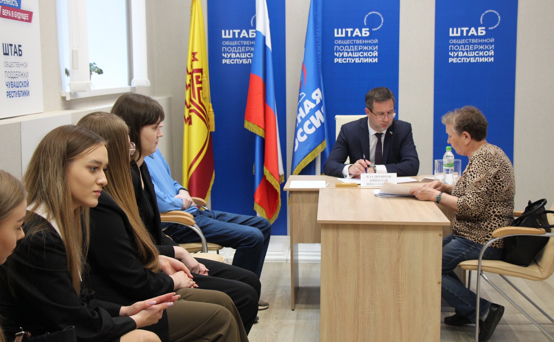 Николай Владимиров в Чебоксарах провел прием граждан