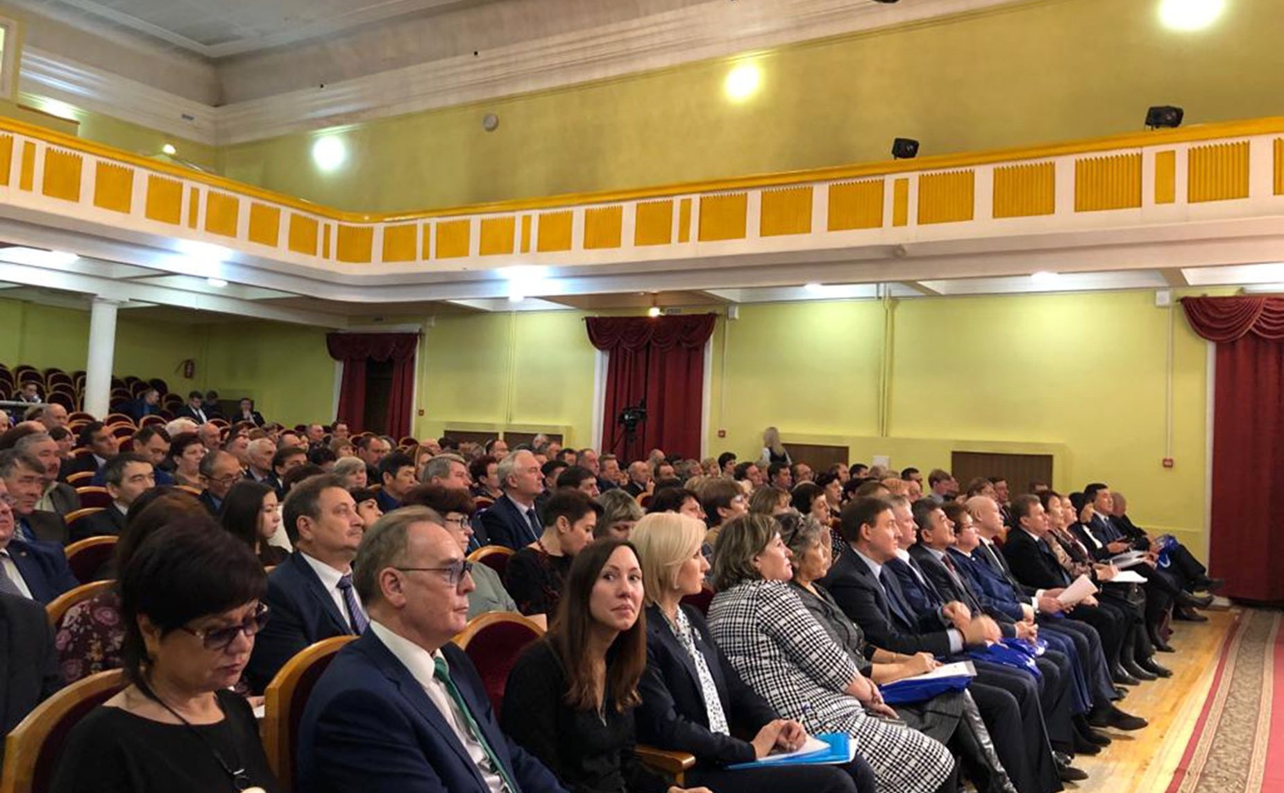 Межрегиональная дискуссионная площадка «Открытый диалог» Всероссийского Совета местного самоуправления в Абакане