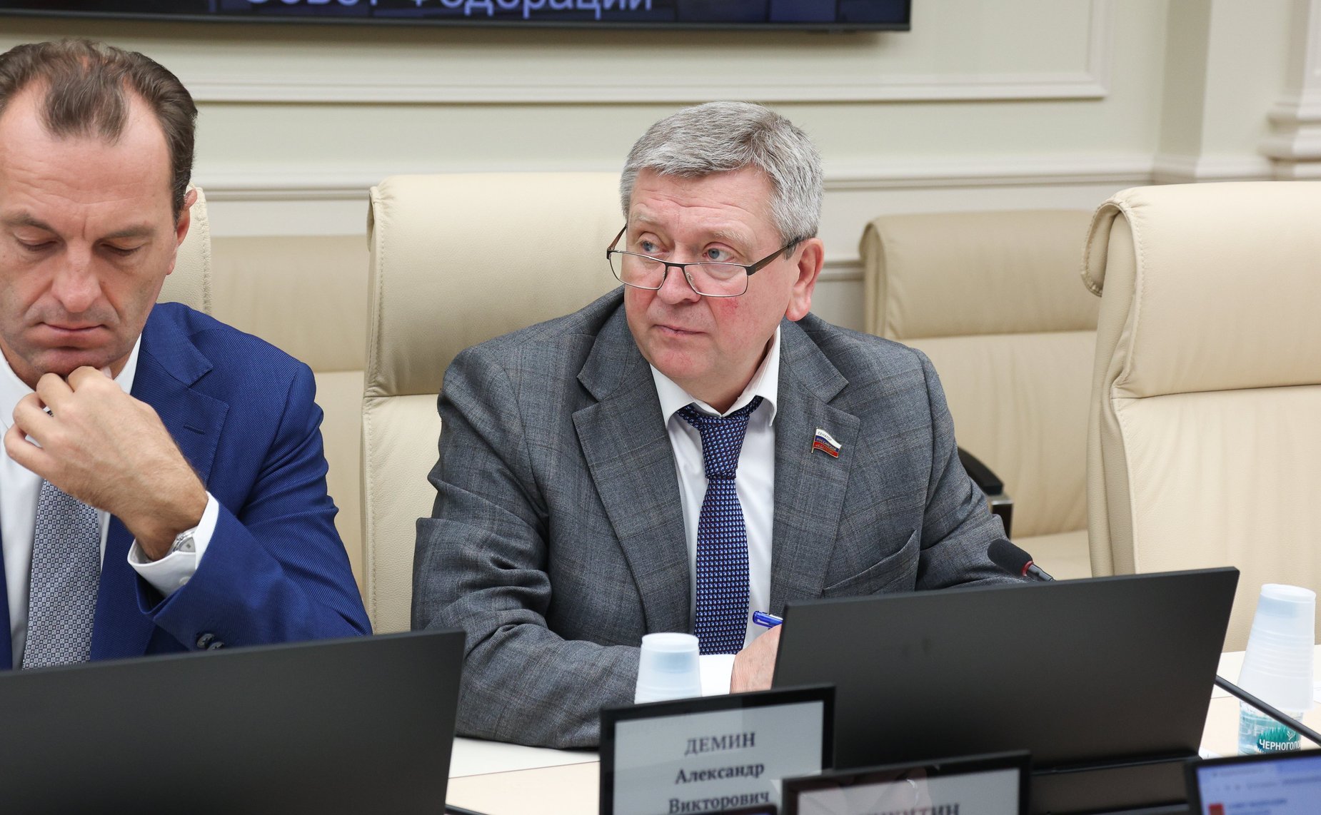 Александр Лутовинов