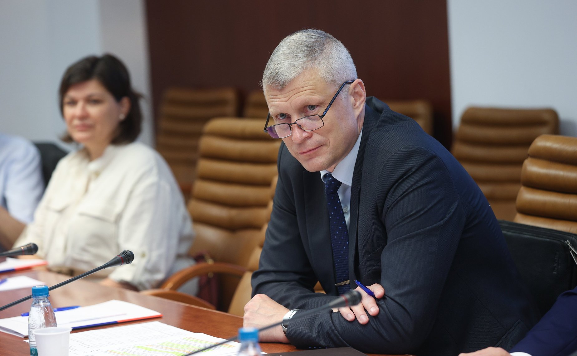 Совещание «О положении дел в Европейском союзе в контексте его милитаризации. Влияние милитаризации ведущих мировых держав на соотношение сил в мире»