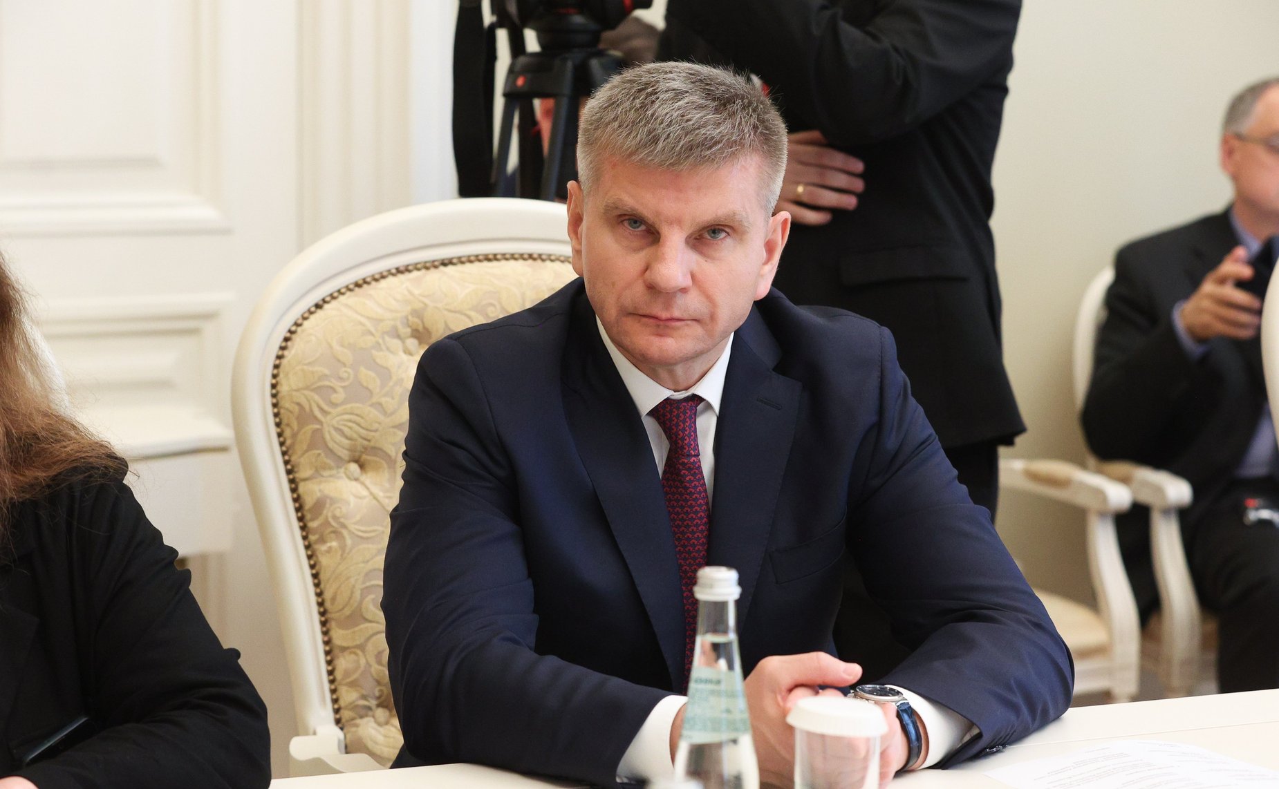 Геннадий Голов