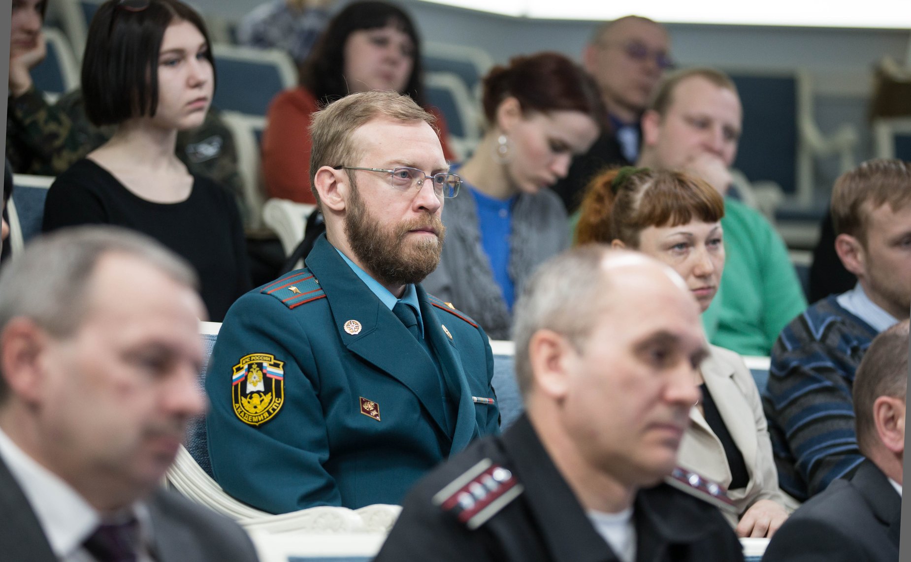 Встреча В. Рязанского с членами поисковых отрядов, занимающихся установлением личностей и перезахоронением солдат Великой Отечественной войны