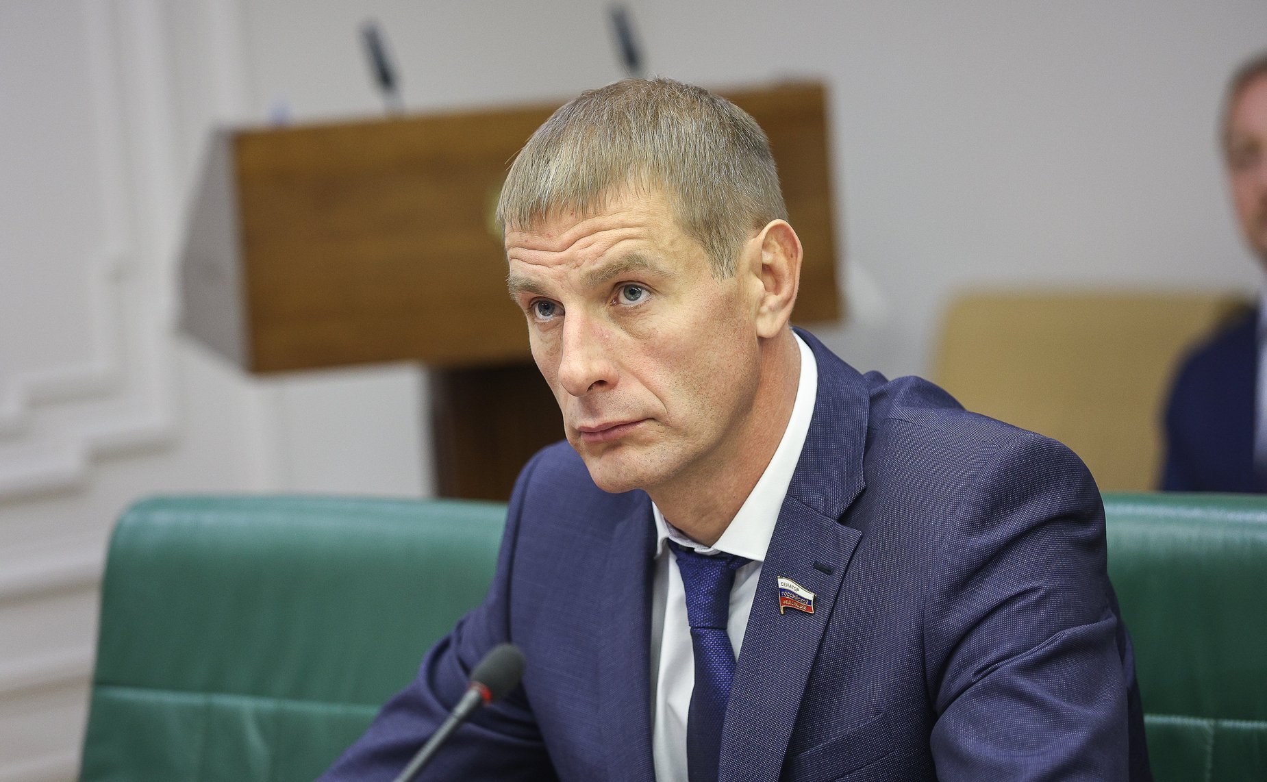 Олег Земцов