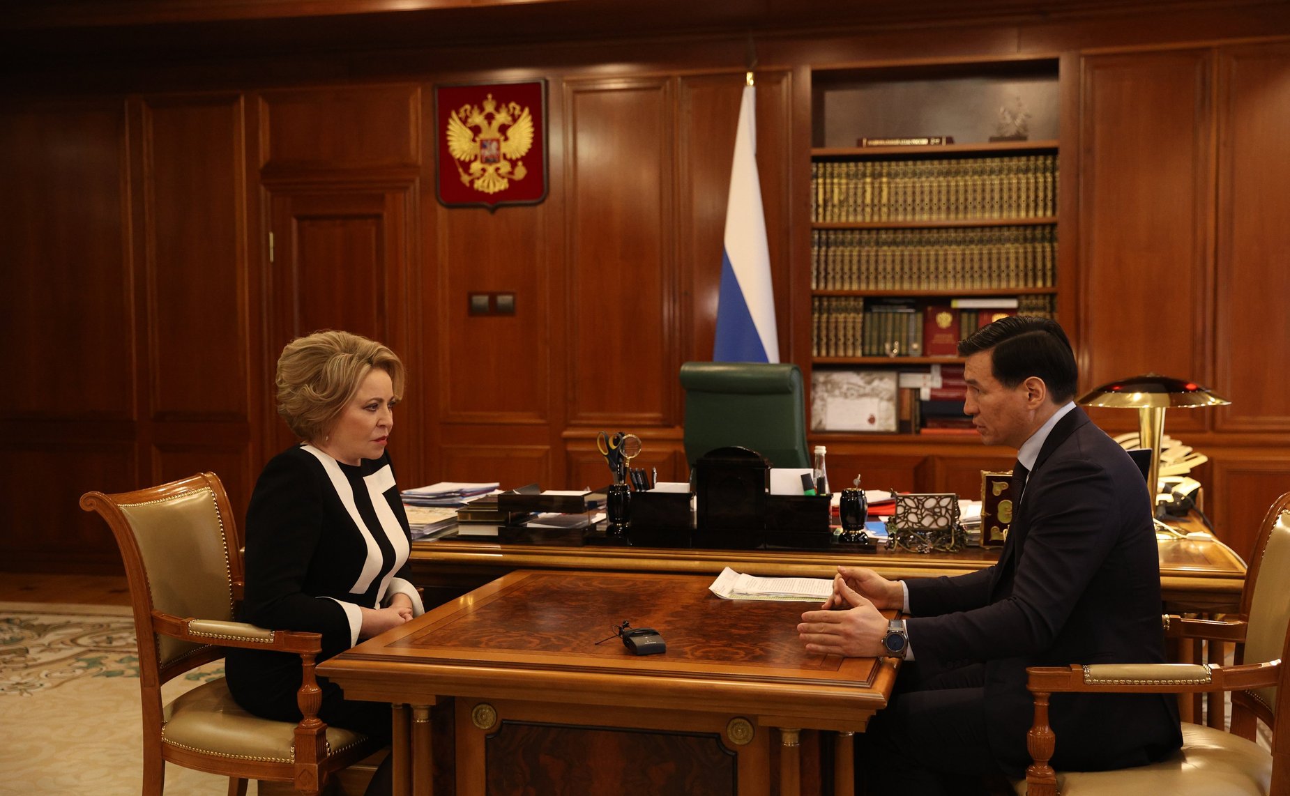 Председатель Совета Федерации Валентина Матвиенко провела встречу с главой Республики Калмыкия Бату Хасиковым