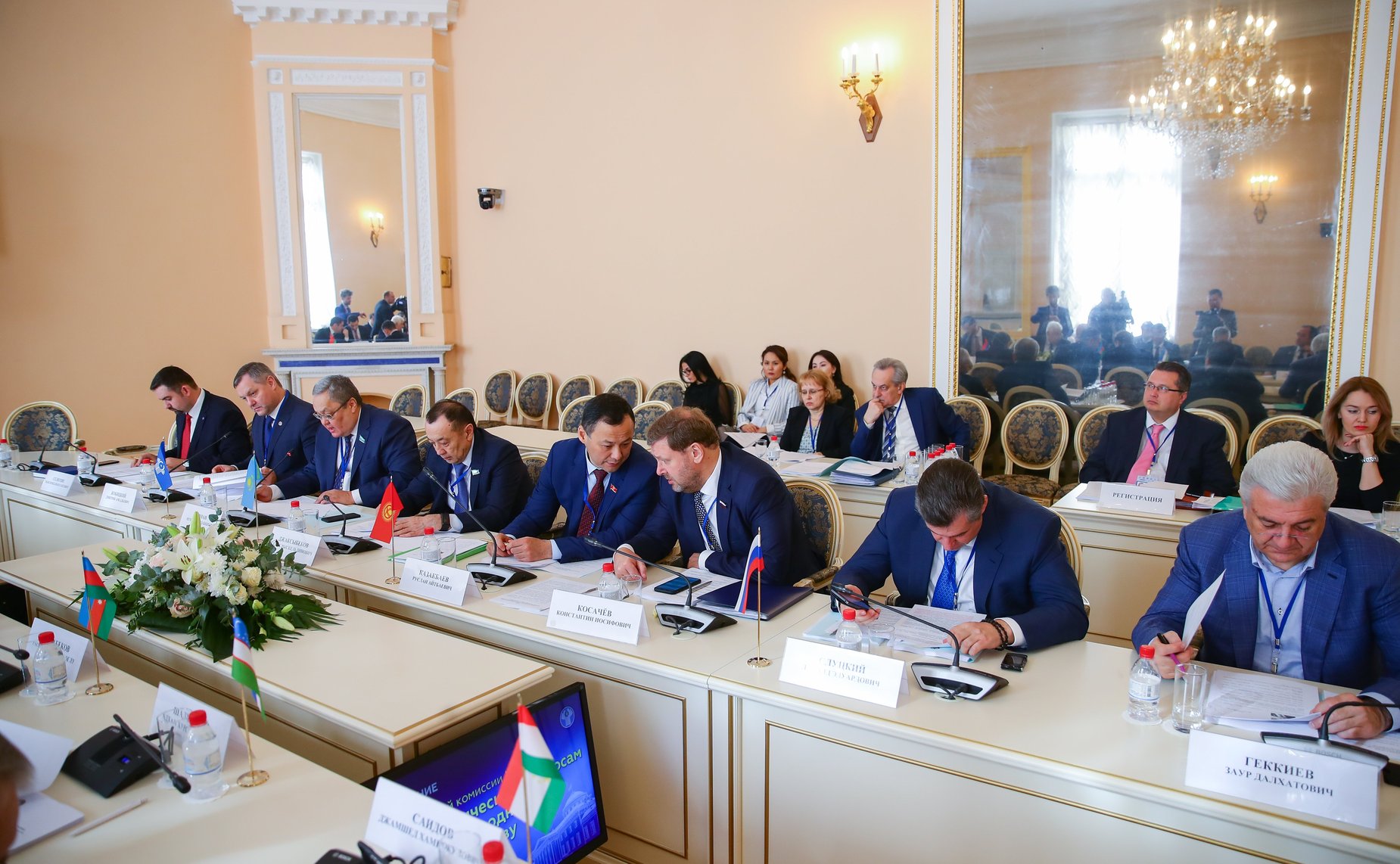 Заседание постоянной комиссии МПА СНГ по политическим вопросам и международному сотрудничеству