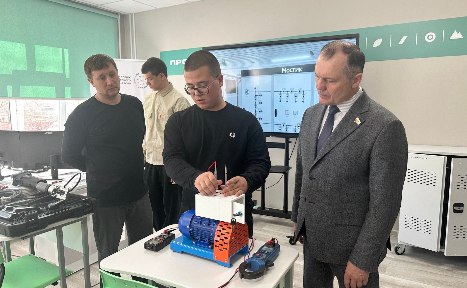 Игорь Мурог в рамках работы в регионе посетил Рязанский колледж имени Героя Советского Союза Николая Комарова