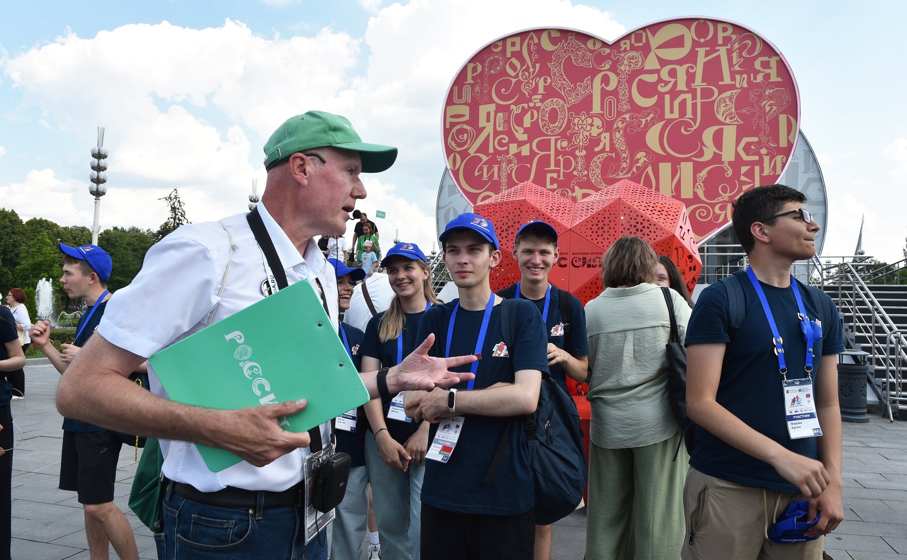 Участники культурно-образовательного проекта «Поезд Памяти» находятся в Городе-герое Москве