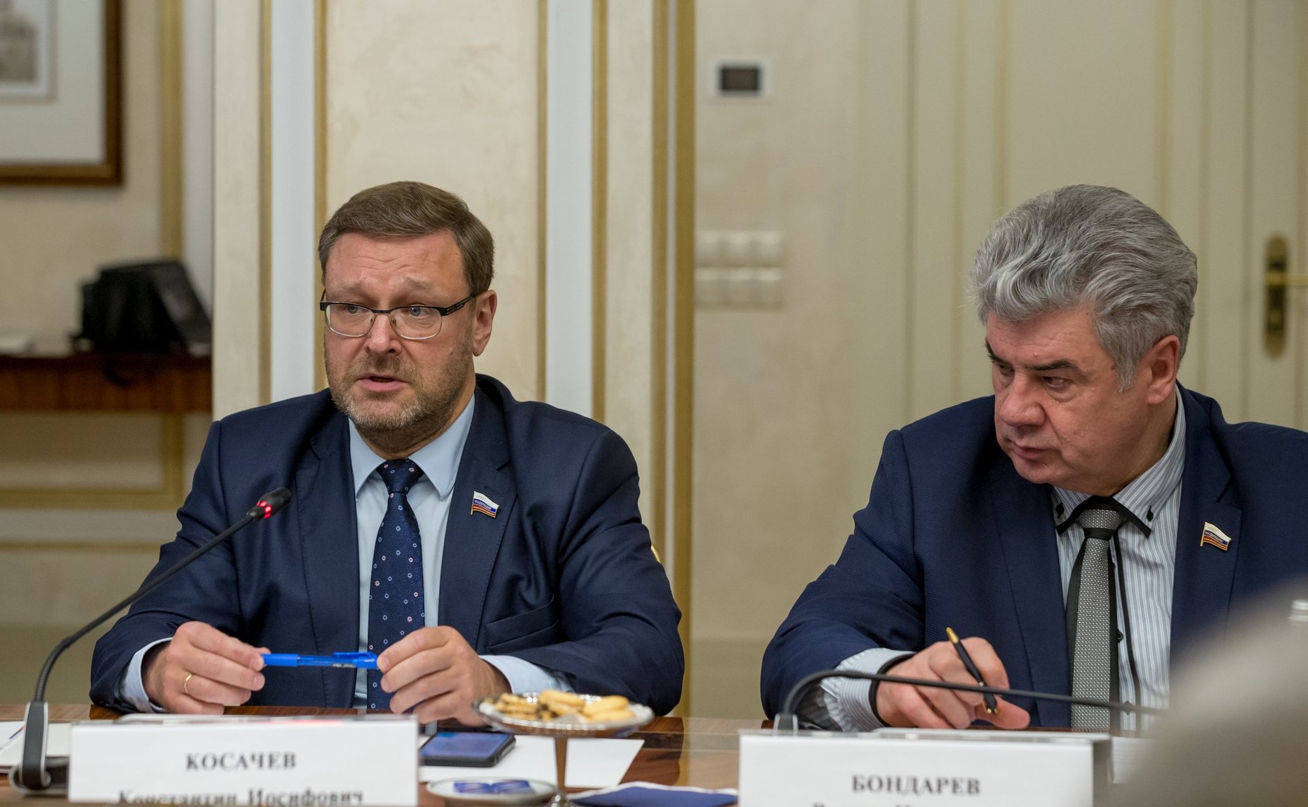 Константин Косачев и Виктор Бондарев