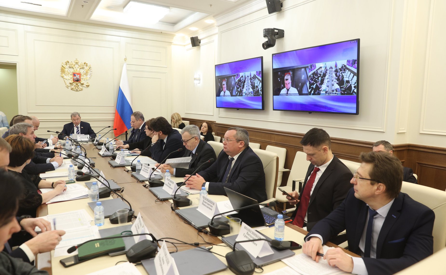 Заседание рабочей группы по подготовке предложений по обеспечению сбалансированности бюджетов субъектов РФ с учетом их особенностей