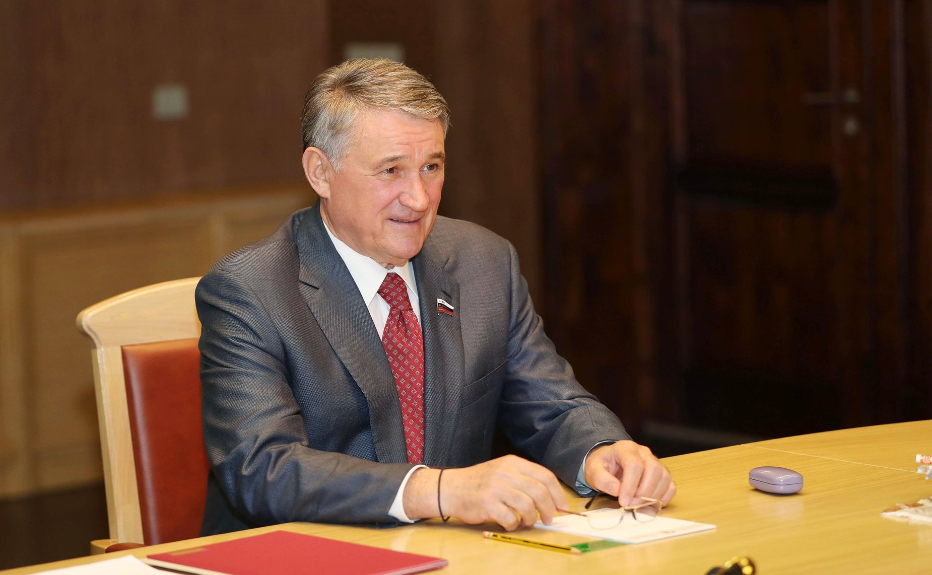 Ю. Воробьев