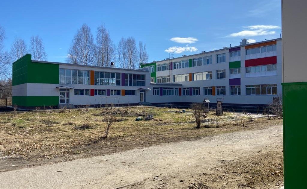 Елена Шумилова в рамках поездки в регион проконтролировала ход капитального ремонта образовательных объектов