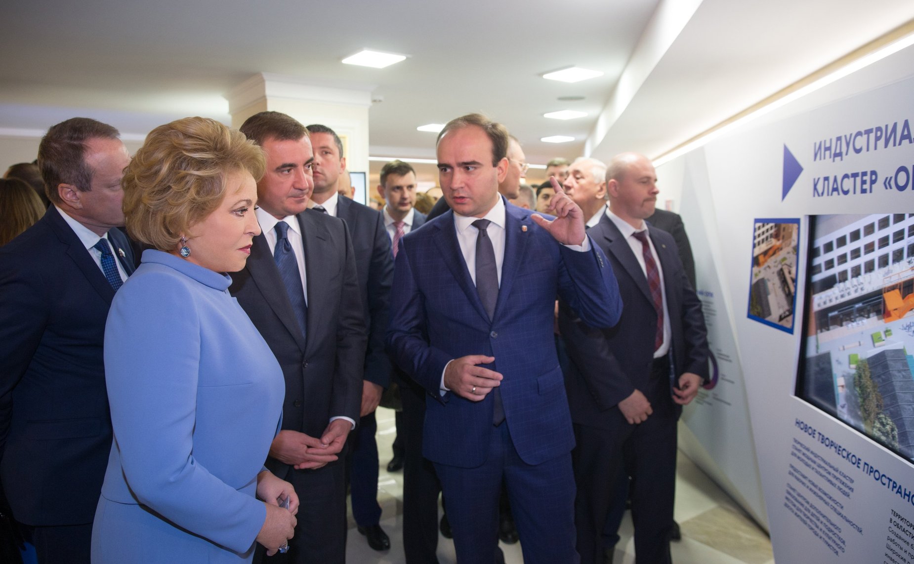 В. Матвиенко на открытии выставки Тульской области в Совете Федерации