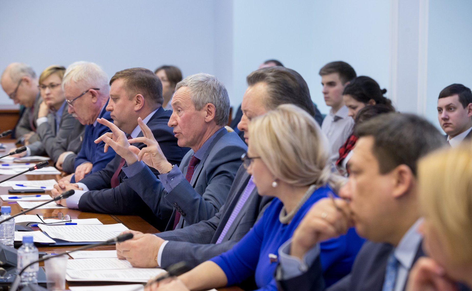 «Круглый стол» Временной комиссии по защите государственного суверенитета и предотвращению вмешательства во внутренние дела РФ