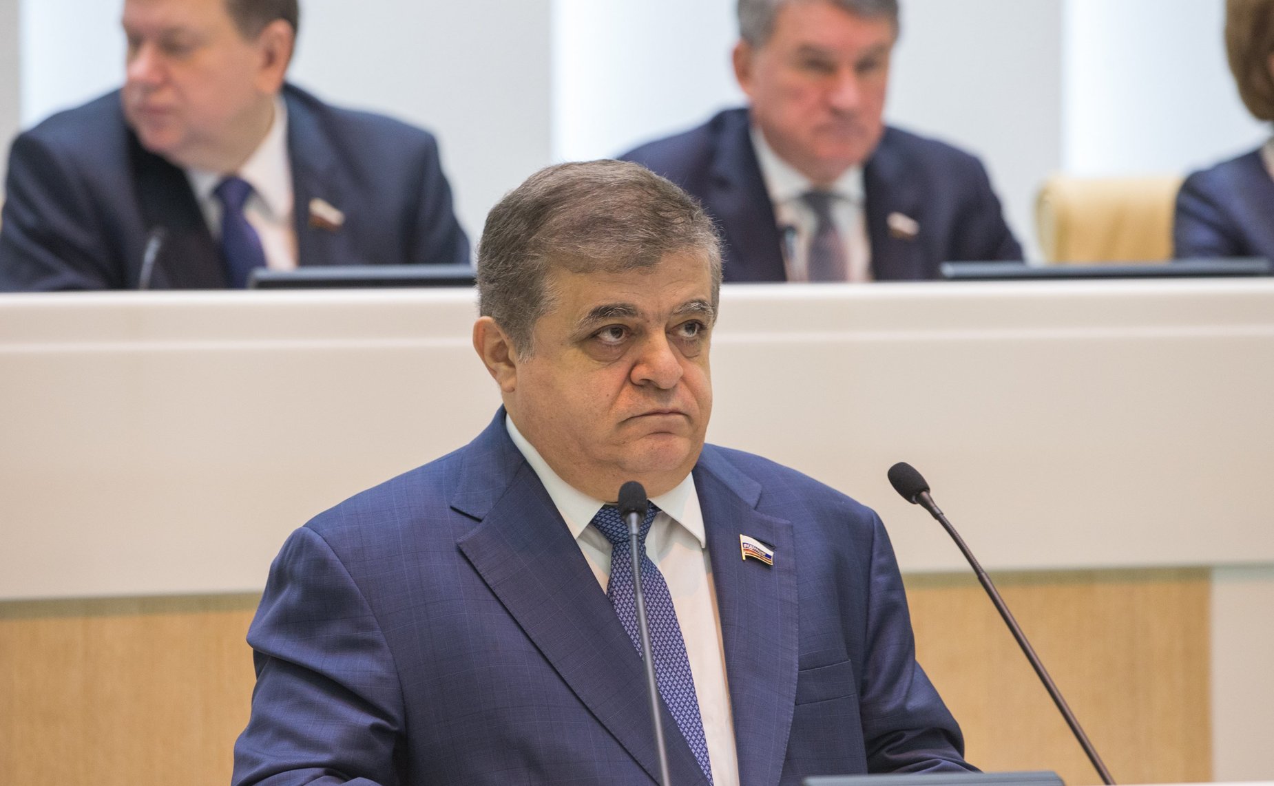 В. Джабаров