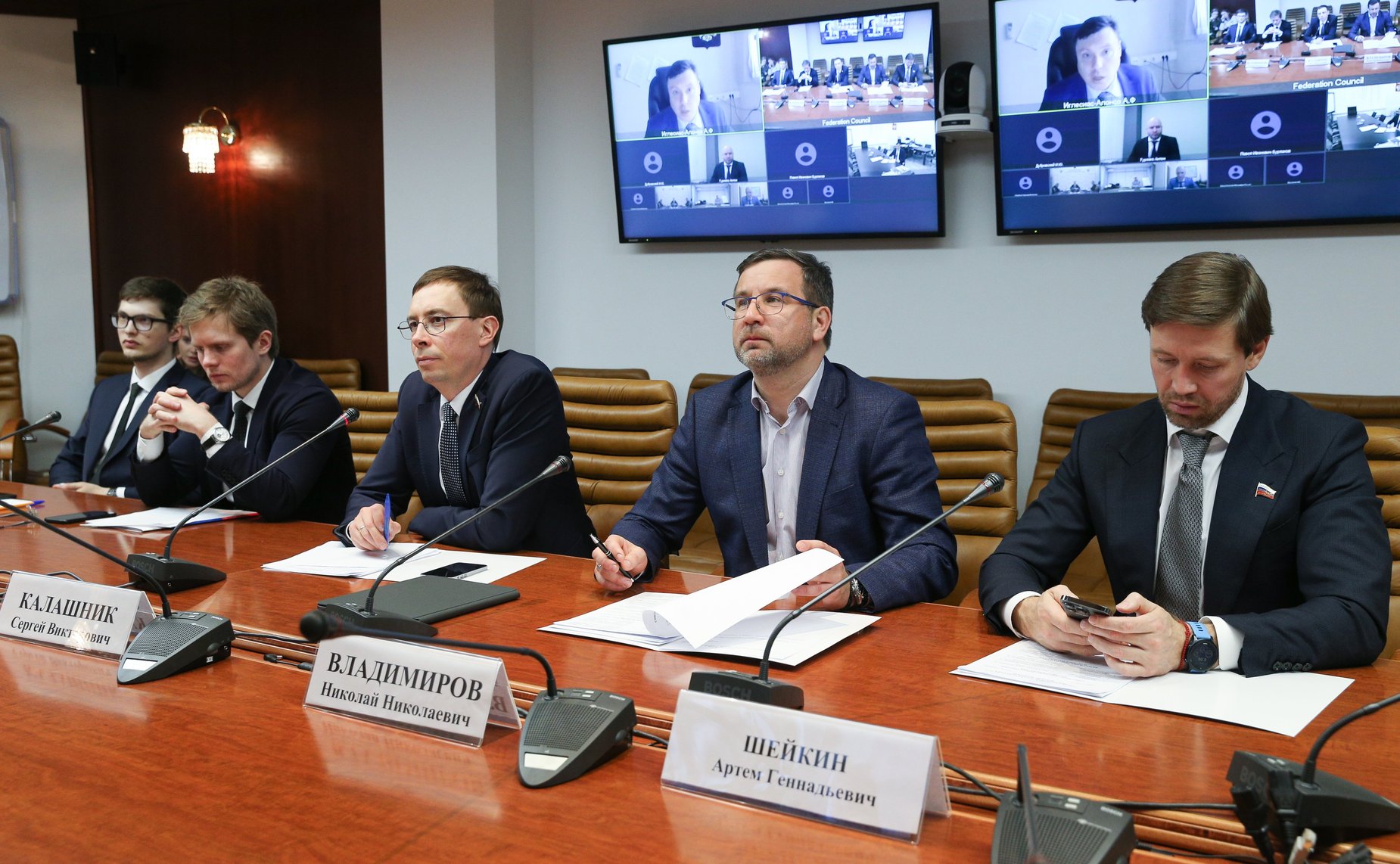 «Круглый стол» Комитета СФ по экономической политике совместно с Комитетом СФ по аграрно-продовольственной политике и природопользованию