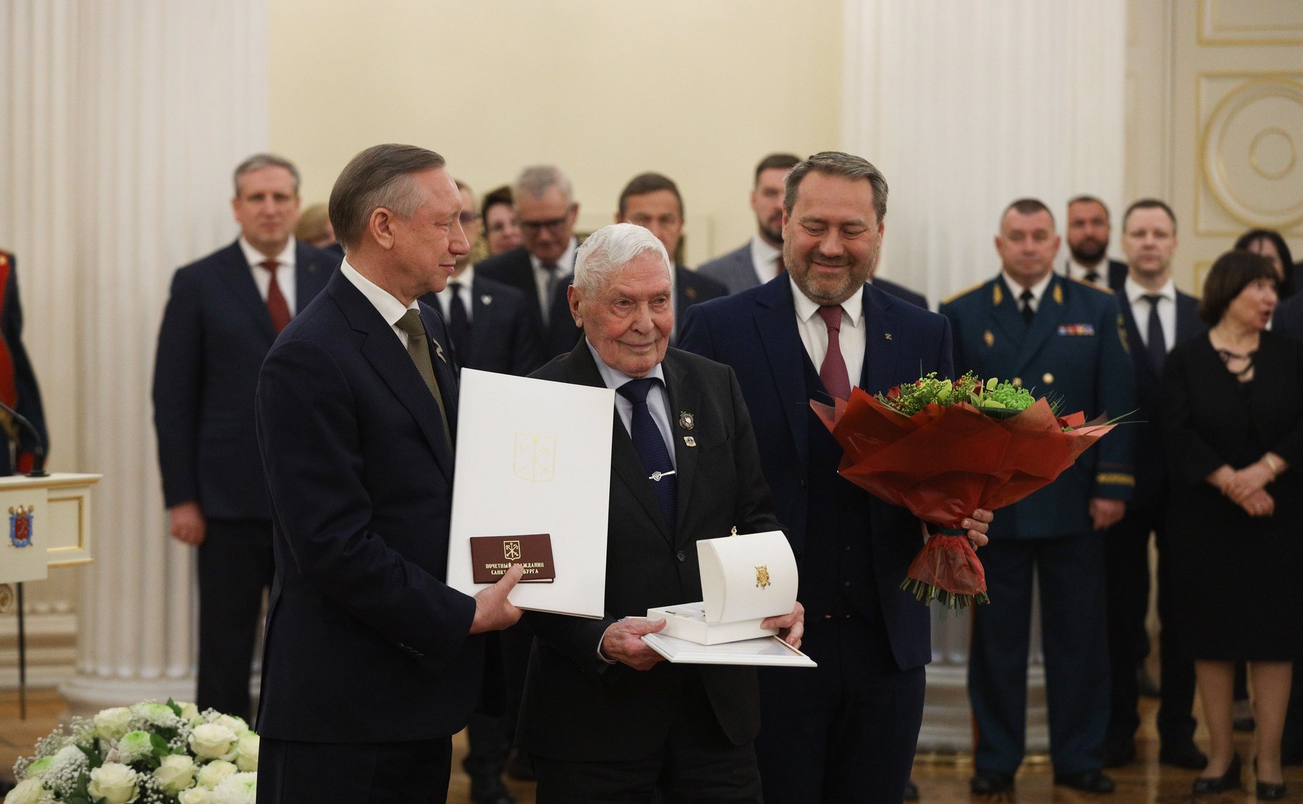 Торжественная церемония вручения знаков отличия лицам, удостоенным звания «Почетный гражданин Санкт-Петербурга» в Законодательном Собрании города