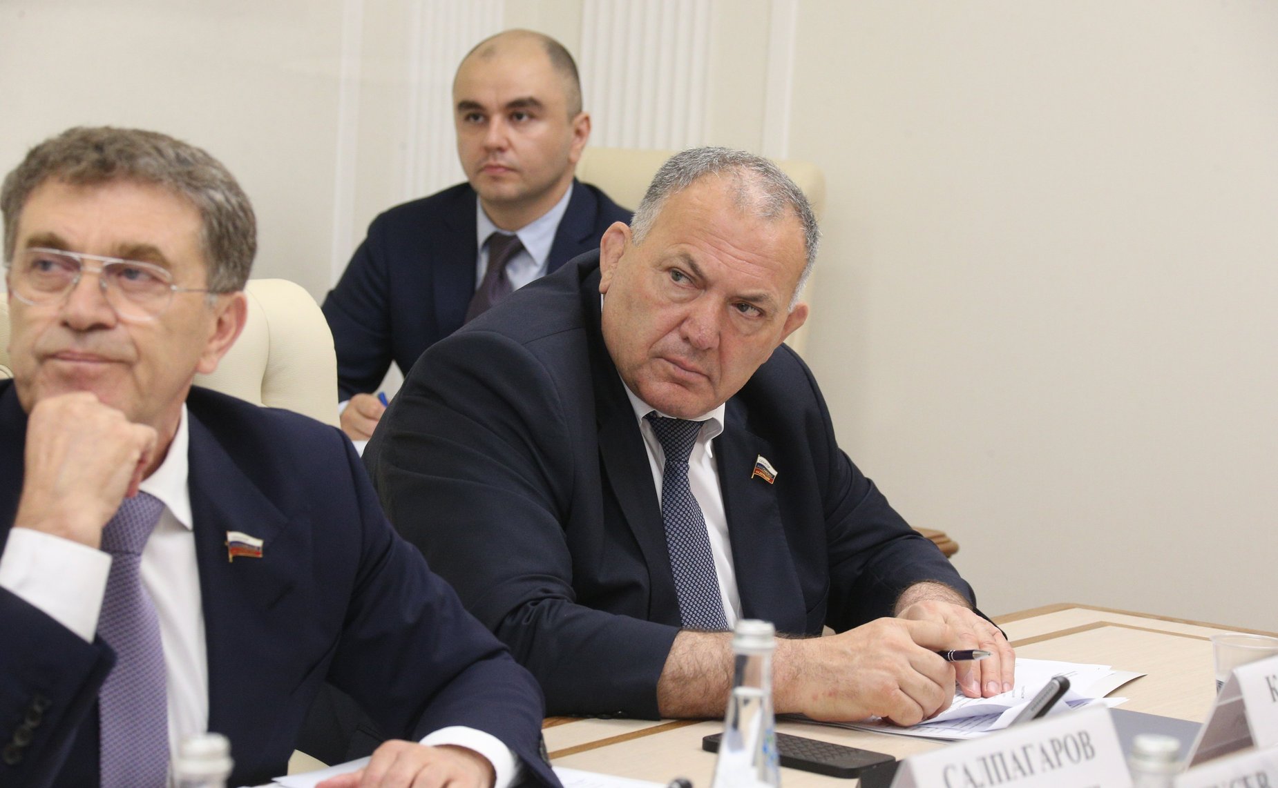 «Круглый стол» Комитета СФ по экономической политике совместно с Комитетом СФ по федеративному устройству, региональной политике, местному самоуправлению и делам Севера