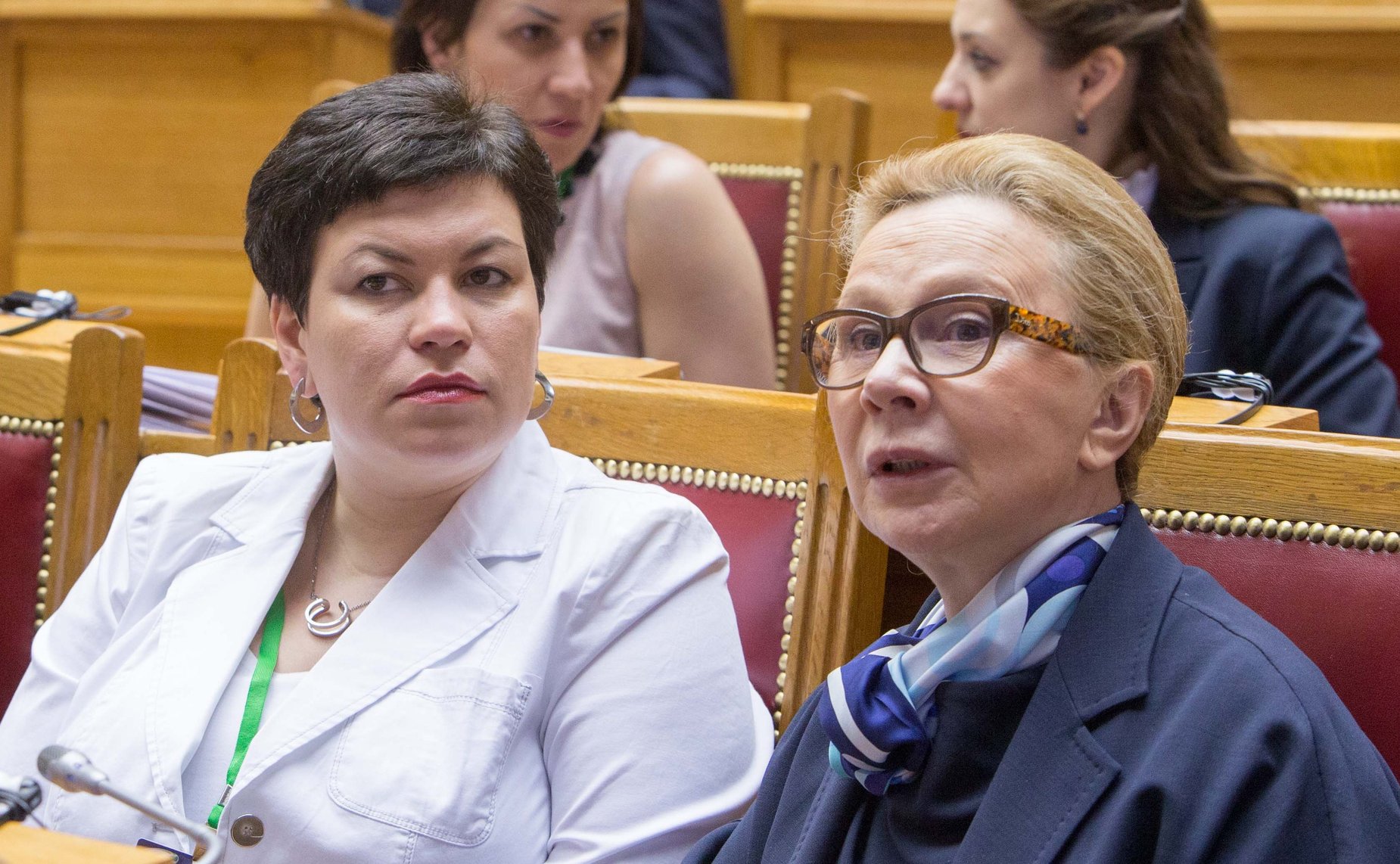 Пленарное заседание VII Невского международного экологического форума. Кононова и Косткина