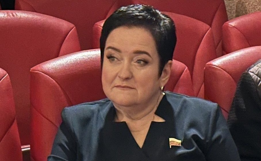 Лариса Мельник поздравила с 70-летним юбилеем Андрея Соболева — первого представителя Севастополя в верхней палате парламента России