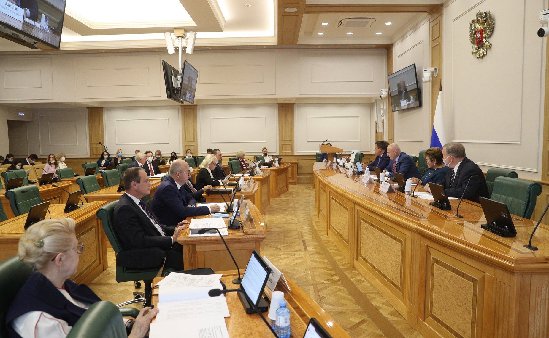 Заседание Комитета СФ по конституционному законодательству и государственному строительству