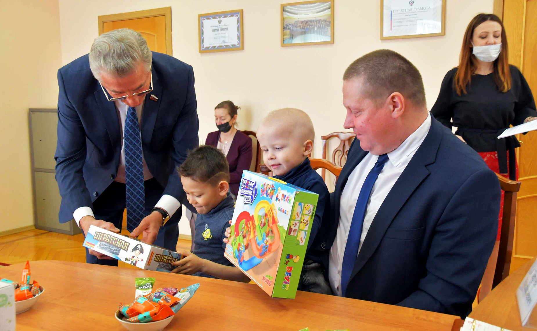 Сергей Лукин в ходе региональной недели провел личный прием граждан