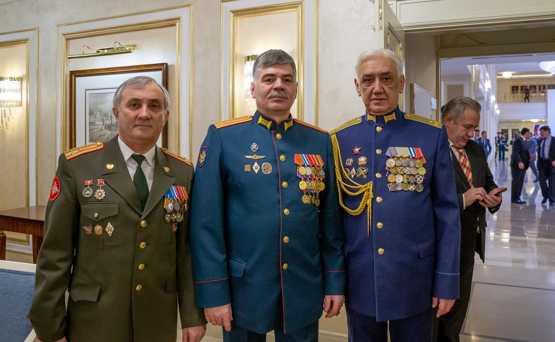 Совместное заседание Комитета СФ по обороне и безопасности и Клуба военачальников РФ и открытие выставки произведений художника-мариниста Павла Бойко