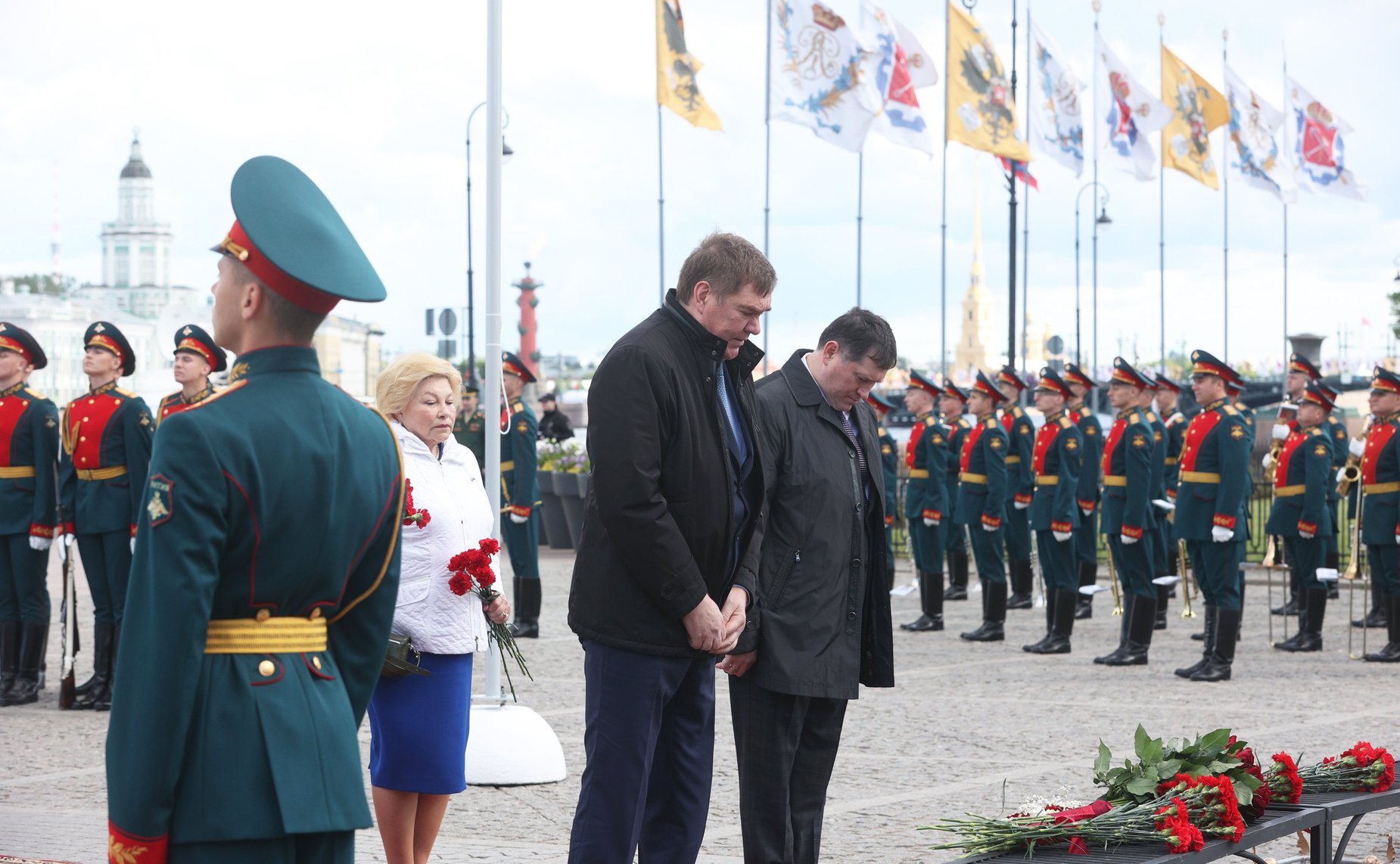 Валентина Матвиенко приняла участие в торжественных мероприятиях в честь 320-летия Санкт-Петербурга
