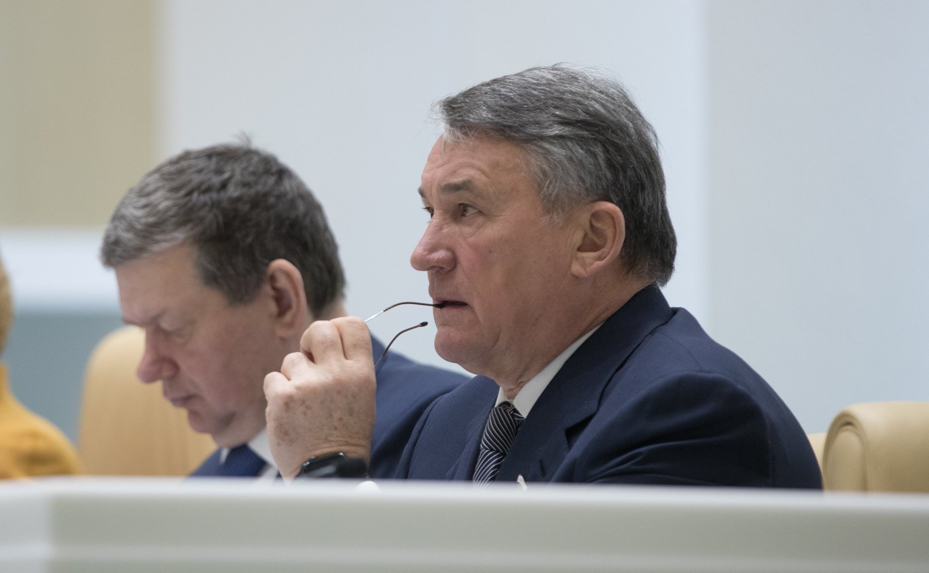 Ю. Воробьев