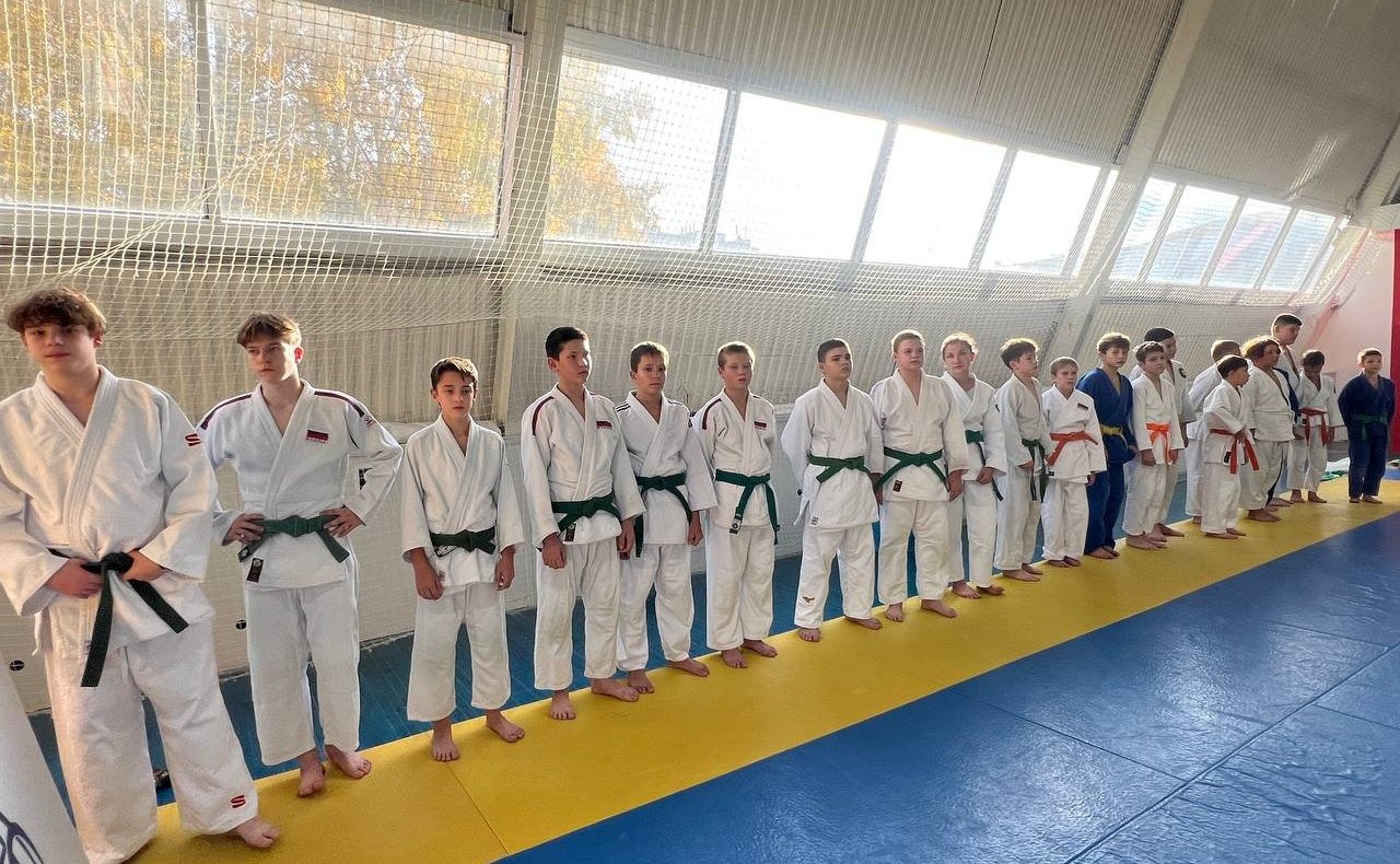 Николай Владимиров приехал на Всероссийский турнир по самбо