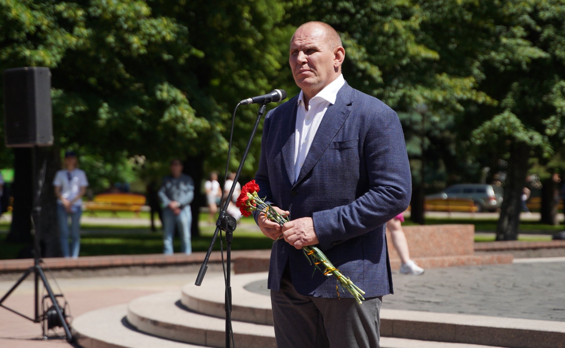 В парке им. Ж.Э. Жилибера состоялась церемония возложения к Памятнику воинам и партизанам, погибшим в годы Великой Отечественной войны