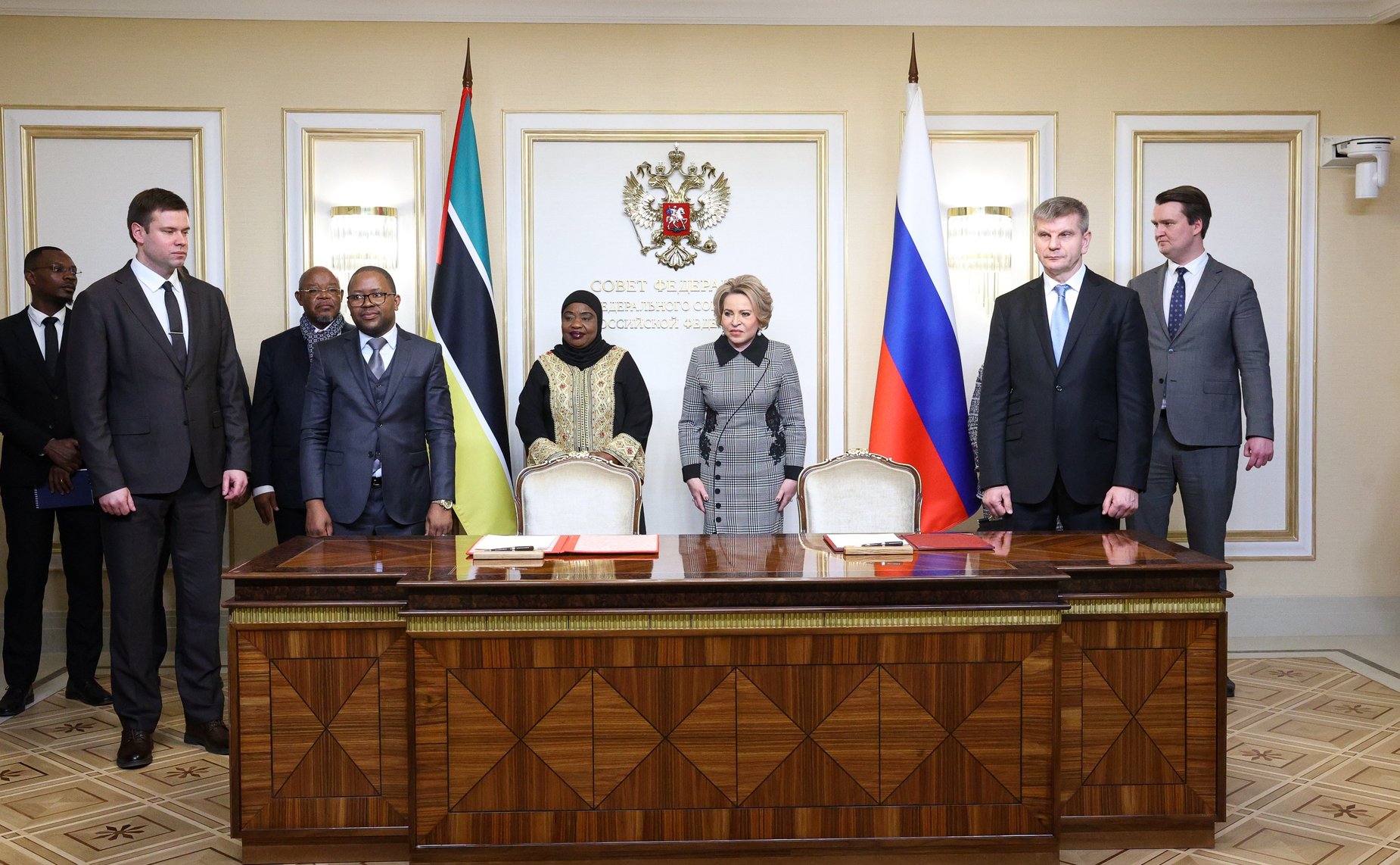 В рамках встречи подписано Соглашение о сотрудничестве между Аппаратом Совета Федерации и Генеральным секретариатом Ассамблеи Республики Мозамбик