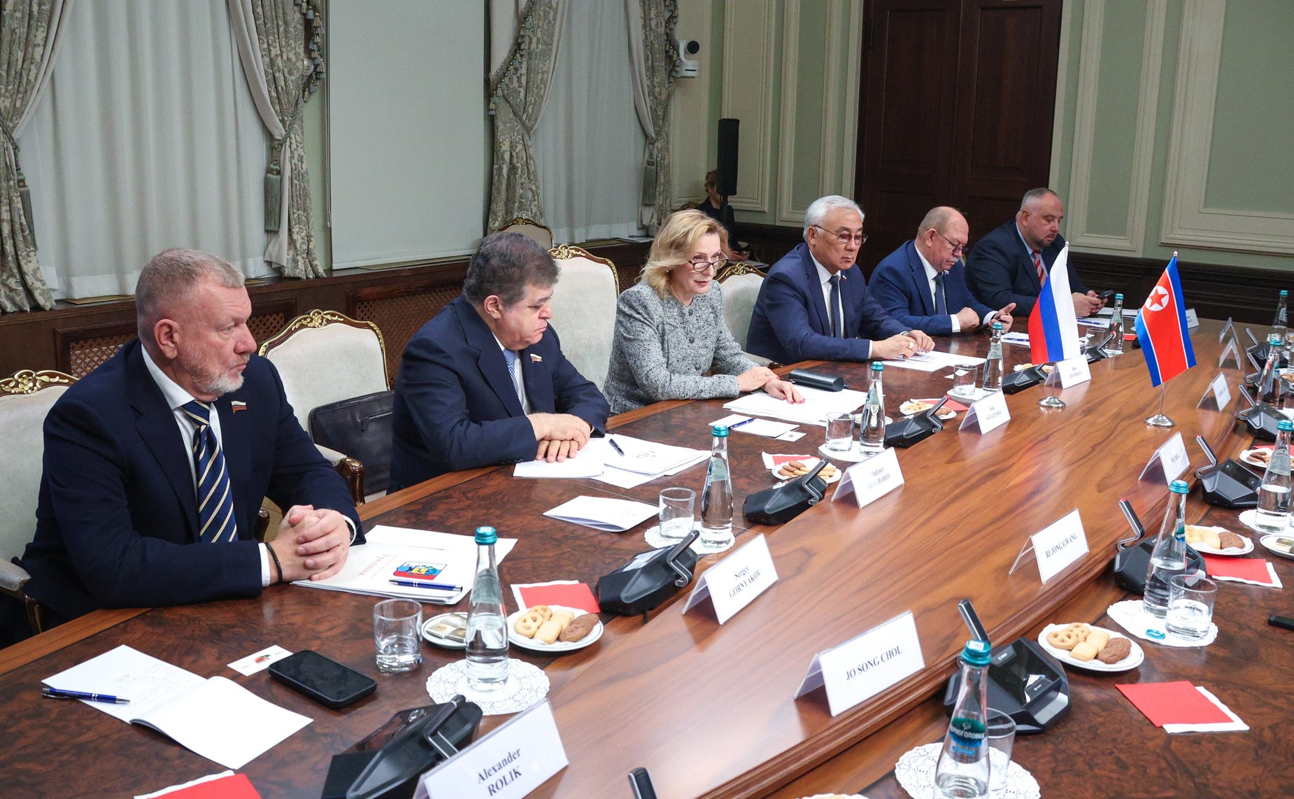 Инна Святенко провела встречу с руководителем группы содействия развитию корейско-российской дружбы в Верховном народном собрании Корейской Народно-Демократической Республики