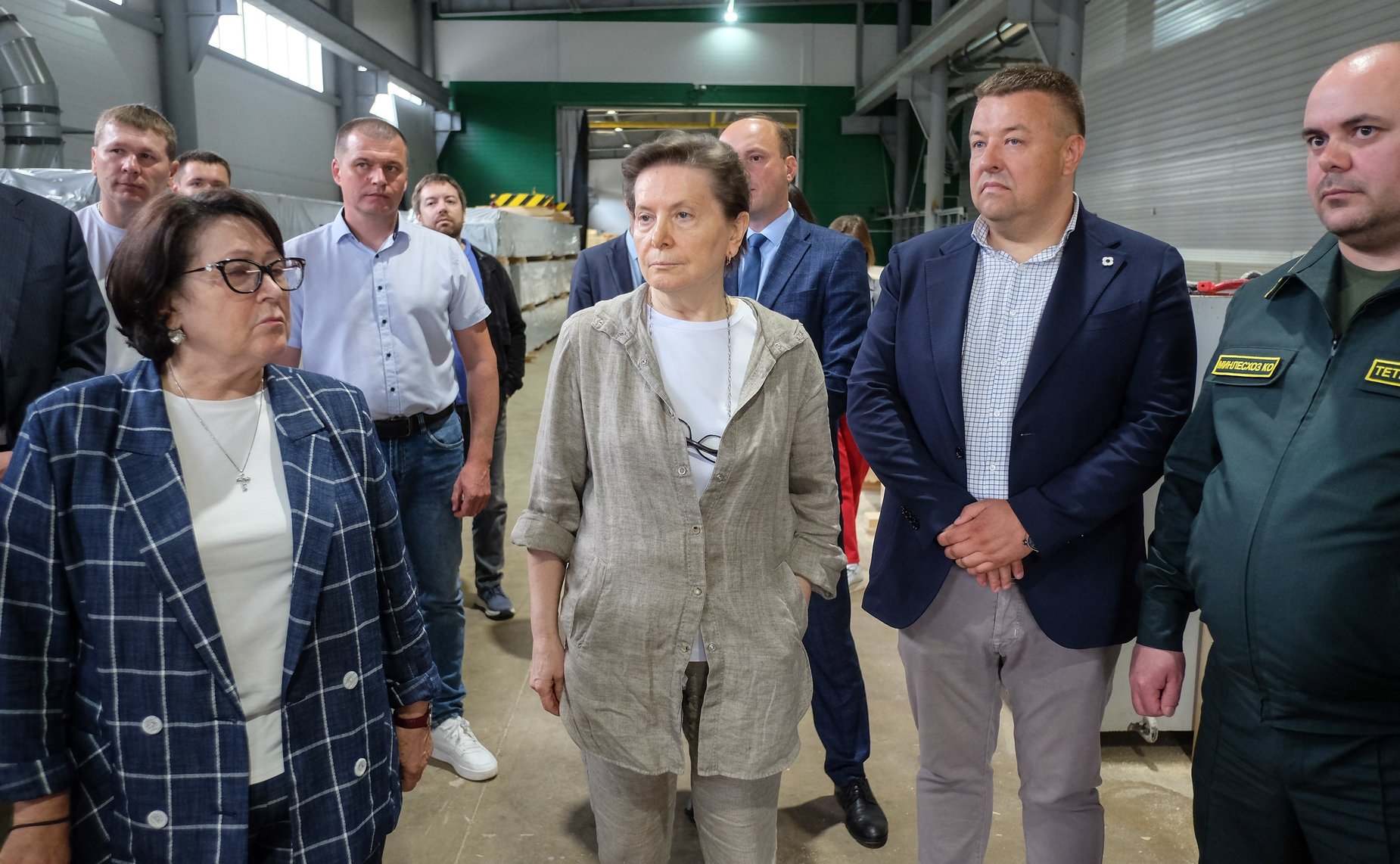 Сенаторы посетили деревоперерабатывающие предприятия в Кировской области