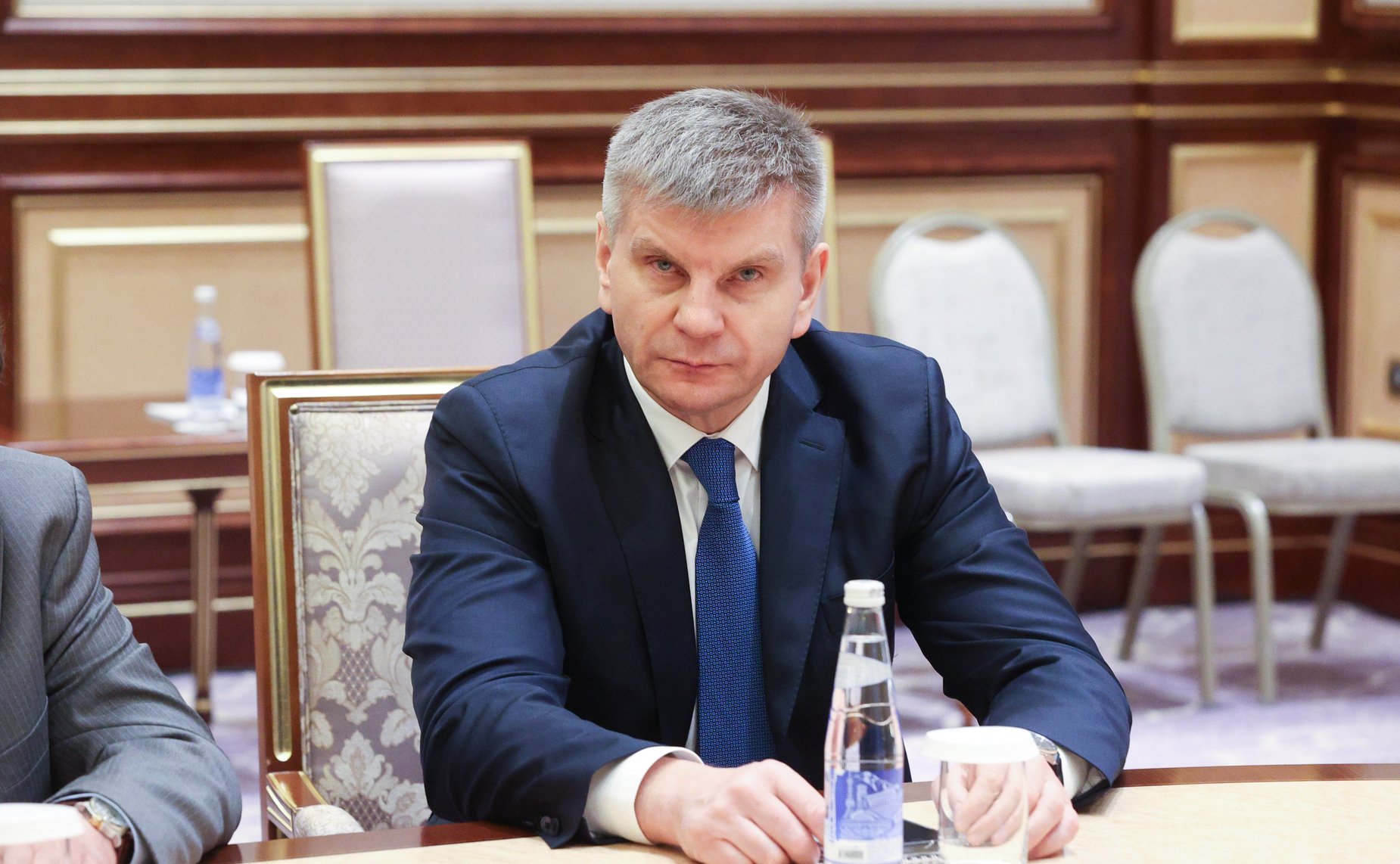 Геннадий Голов
