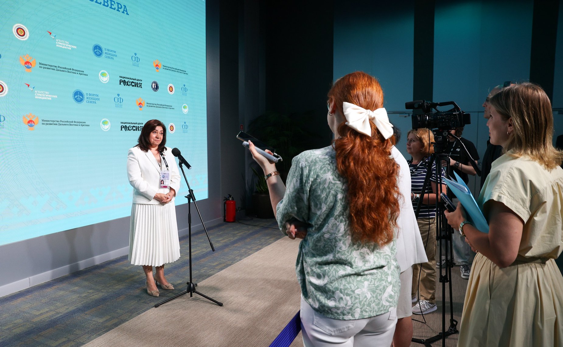 Анна Кочерова