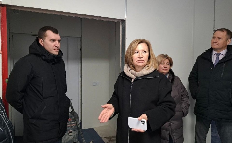 Марина Сидухина в ходе региональной поездки проверила ход ремонтных работ на социально значимых объектах