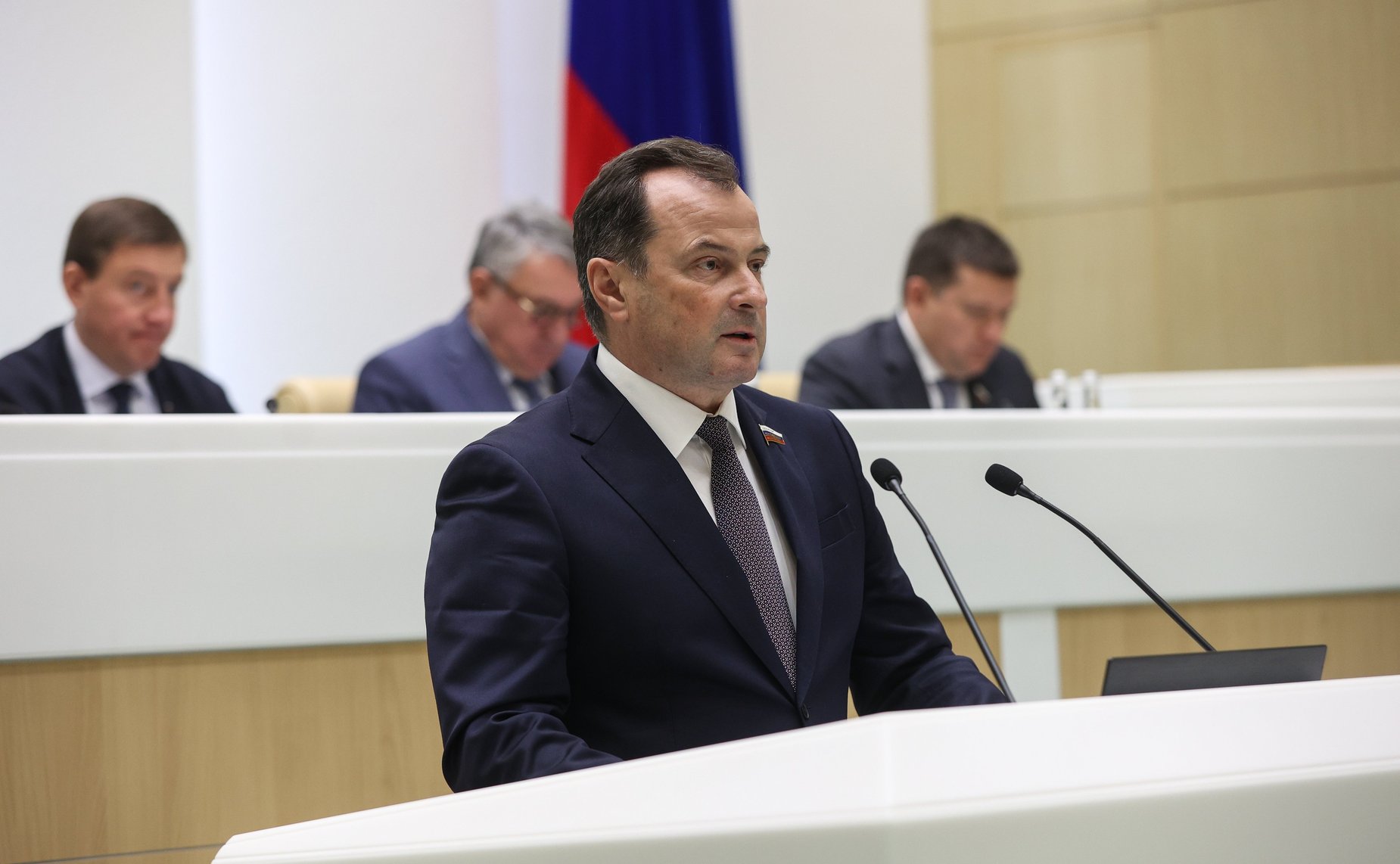 Юрий Федоров