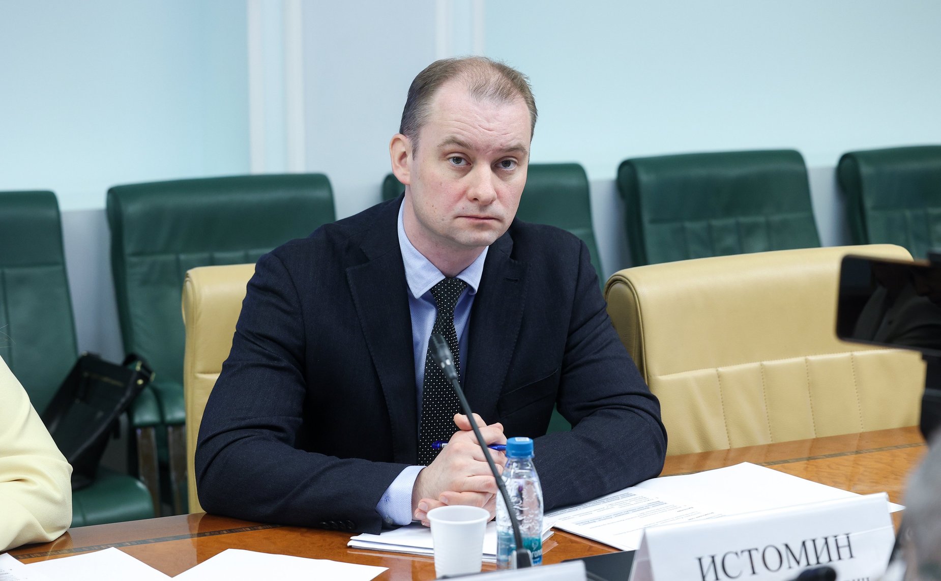 Круглый стол Комитета СФ по социальной политике на тему «О дополнительных мерах поддержки молодых семей в субъектах РФ: законодательный аспект»