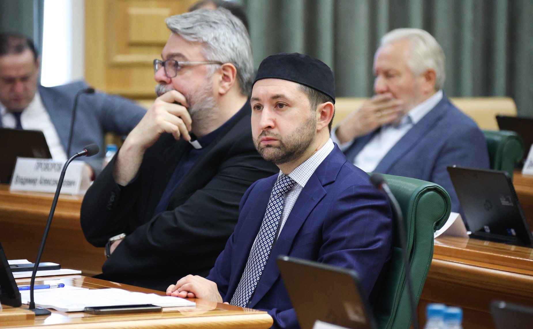 Заседание Совета по межнациональным отношениям и взаимодействию с религиозными объединениями при Совете Федерации на тему «Сохранение этнокультурного и языкового многообразия РФ»