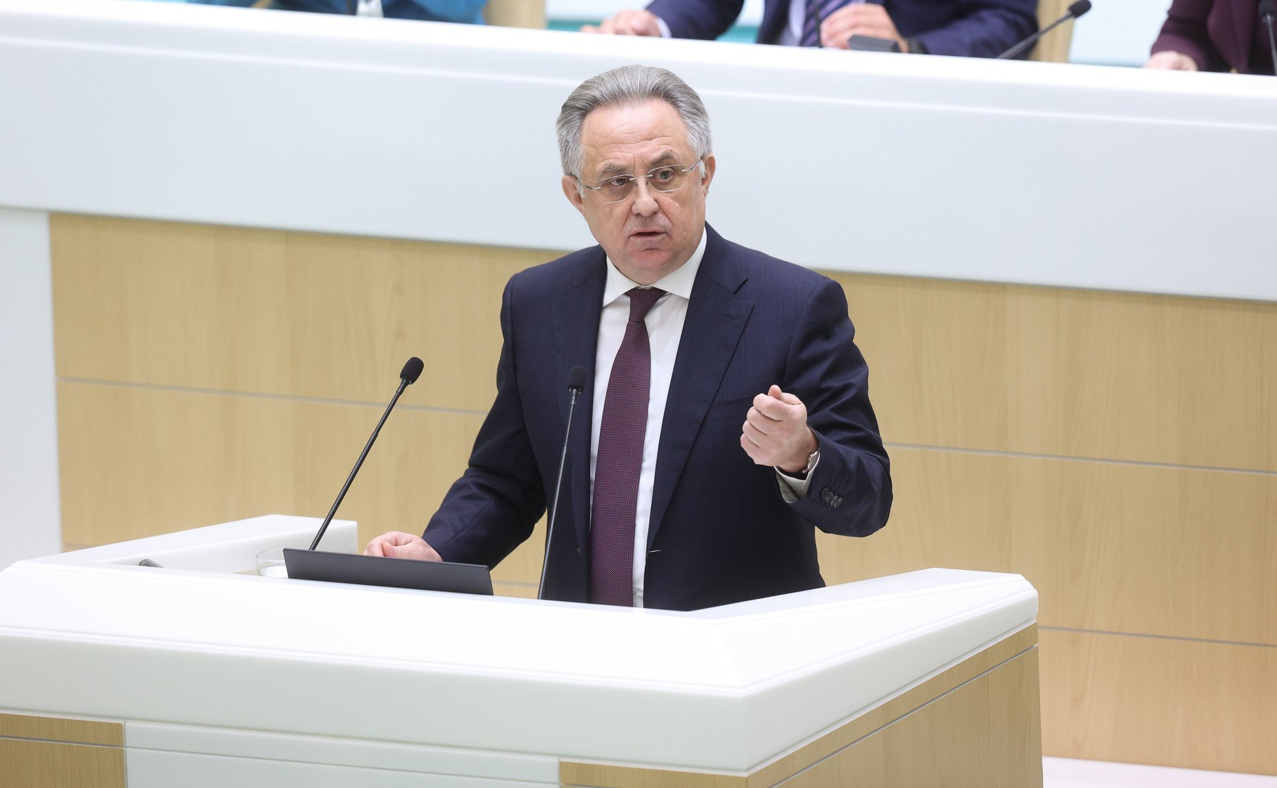 Генеральный директор публичного акционерного общества «ДОМ.РФ» Виталий Мутко