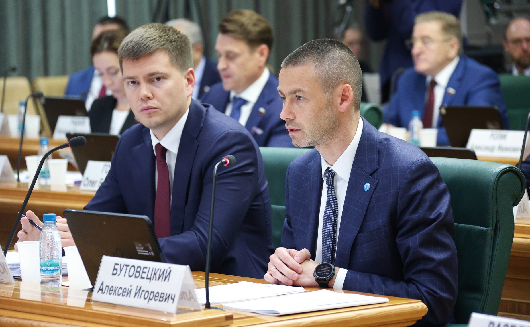 Парламентские слушания на тему «Вопросы управления комплексами индивидуальных жилых домов»