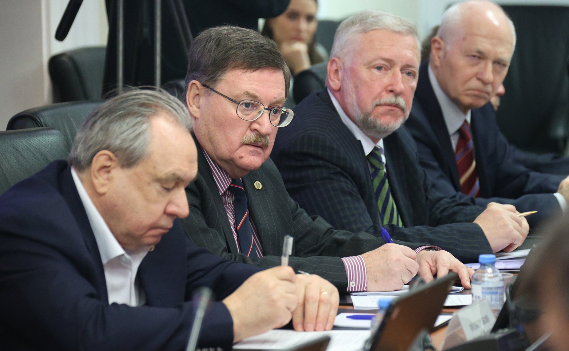 Круглый стол Комитета СФ по международным делам на тему «Кризис системы международно-правовых договоренностей в сфере контроля над вооружениями и нераспространения оружия массового поражения»