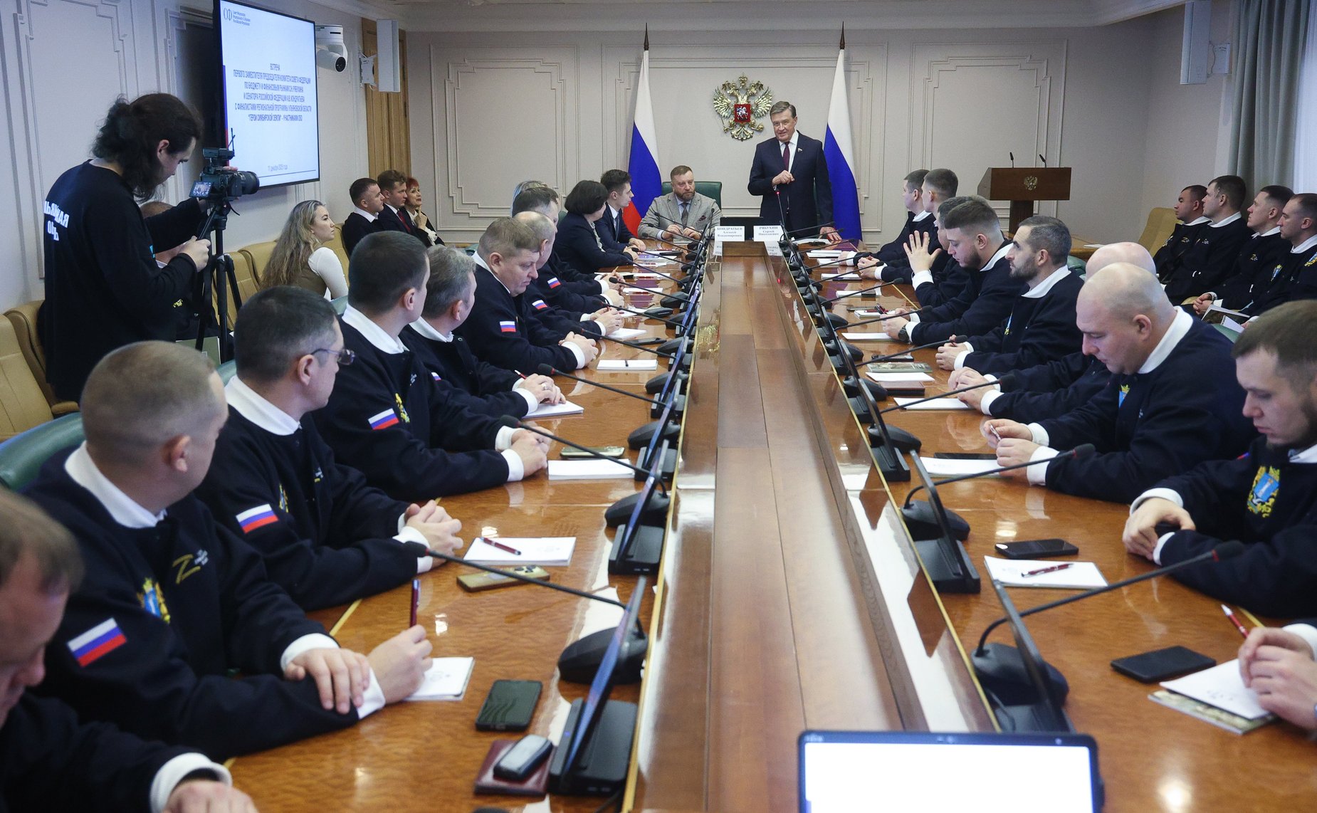 Встреча сенаторов Сергея Рябухина и Алексея Кондратьева с участниками программы «Герои Симбирской земли»