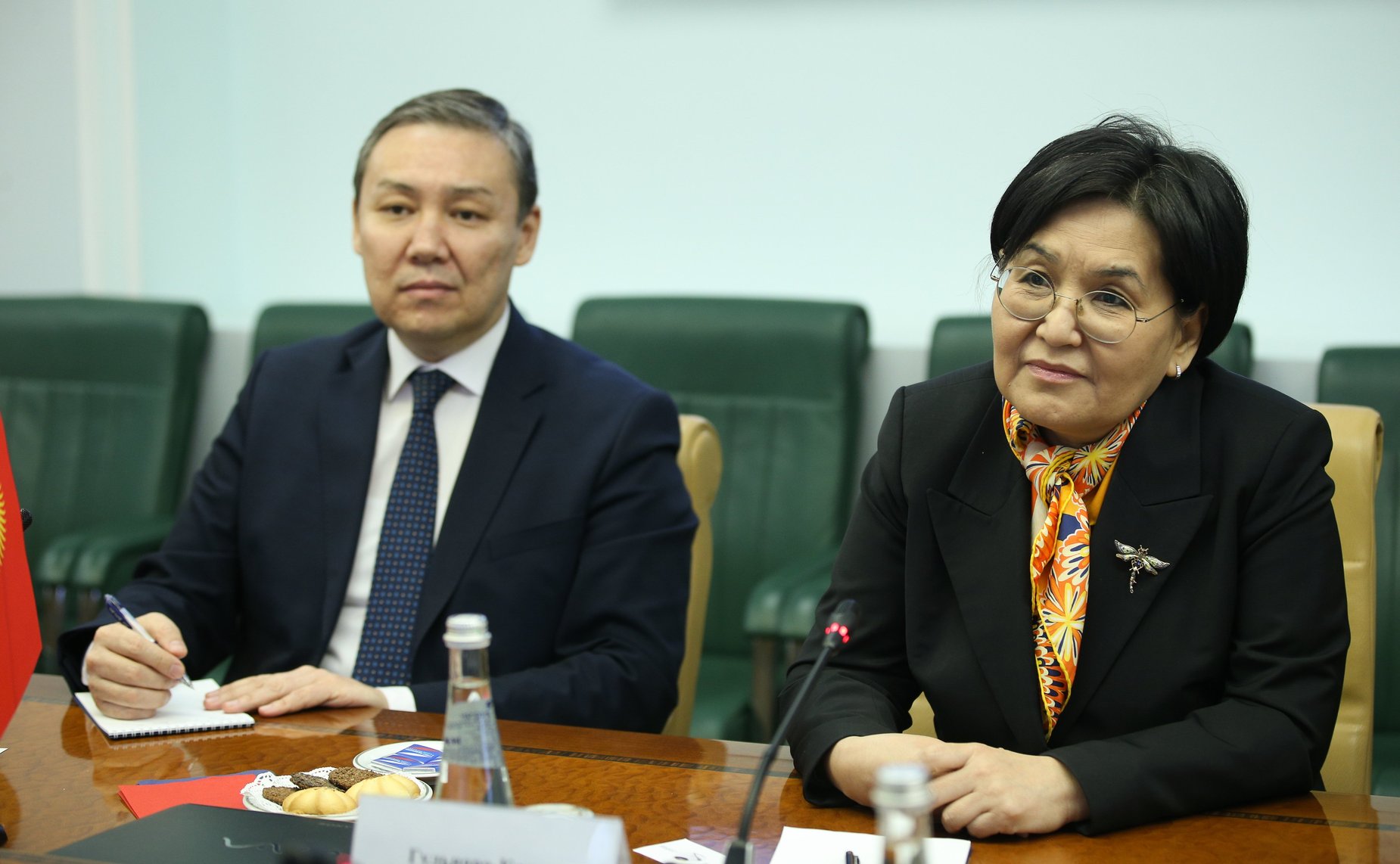 Встреча заместителя Председателя СФ Константина Косачева с Чрезвычайным и Полномочным Послом Киргизской Республики в РФ