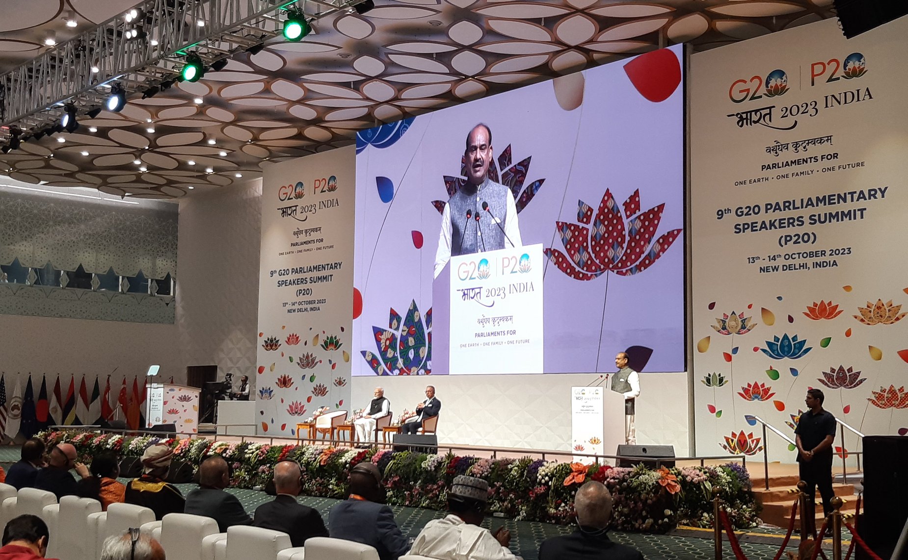 Делегация Федерального Собрания РФ во главе с Председателем Совета Федерации Валентиной Матвиенко принимает участие в девятом Саммите председателей парламентов государств «Группы двадцати»