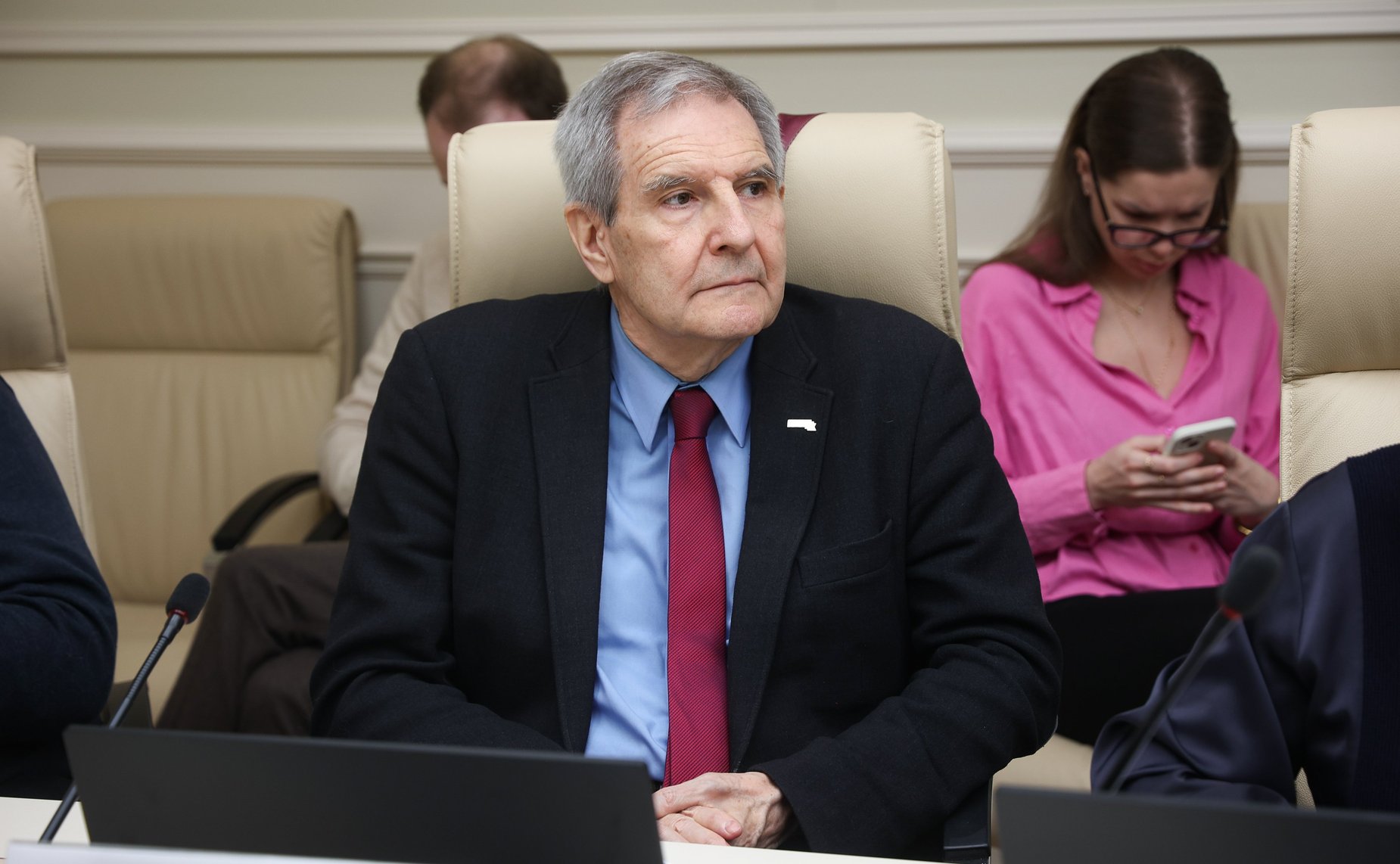 Круглый стол Комиссии СФ по информационной политике и взаимодействия со СМИ на тему «Информация и искусственный интеллект:взаимосвязь, вызовы и угрозы»