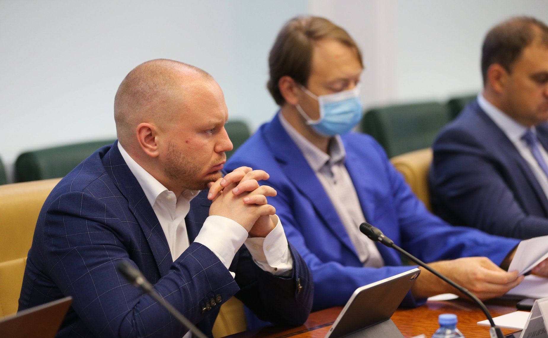 Парламентские слушания на тему «Законодательное обеспечение совершенствования информационной инфраструктуры и цифровых технологий как условие опережающего социально-экономического развития страны»