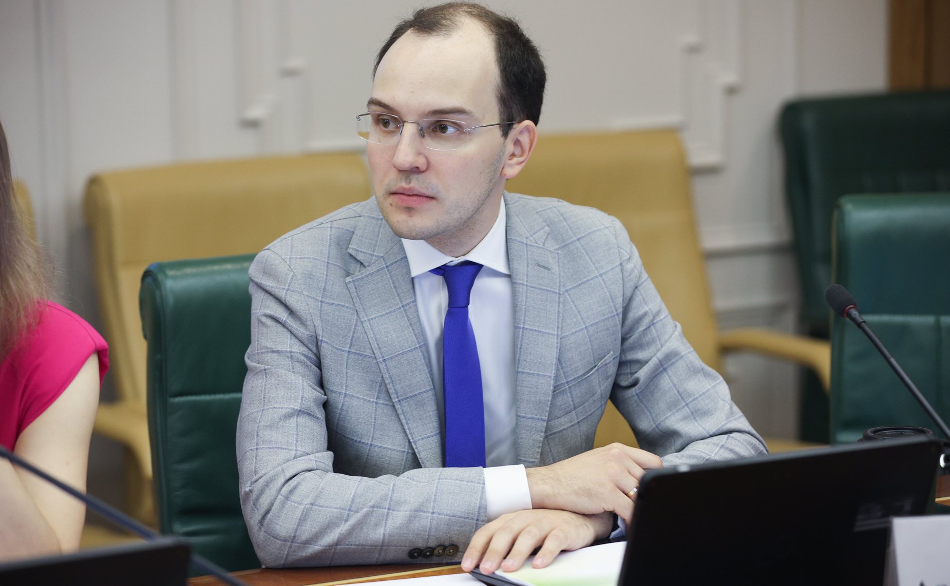 Совещание по вопросу регулирования деятельности компаний, предлагающих услуги по списанию долгов