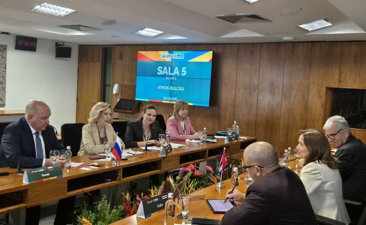 Встреча сенаторов с заместителем Председателя Национальной ассамблеи народной власти Республики Куба Аной Марией Мачадо